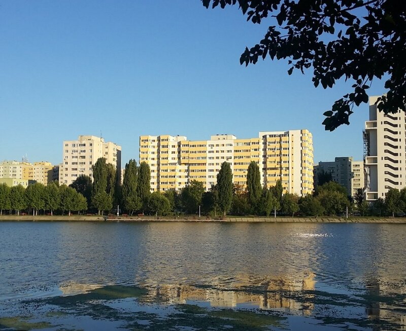 Doamna Ghica x Lacul Tei langa Palatul Ghica-Parcul Plumbuita